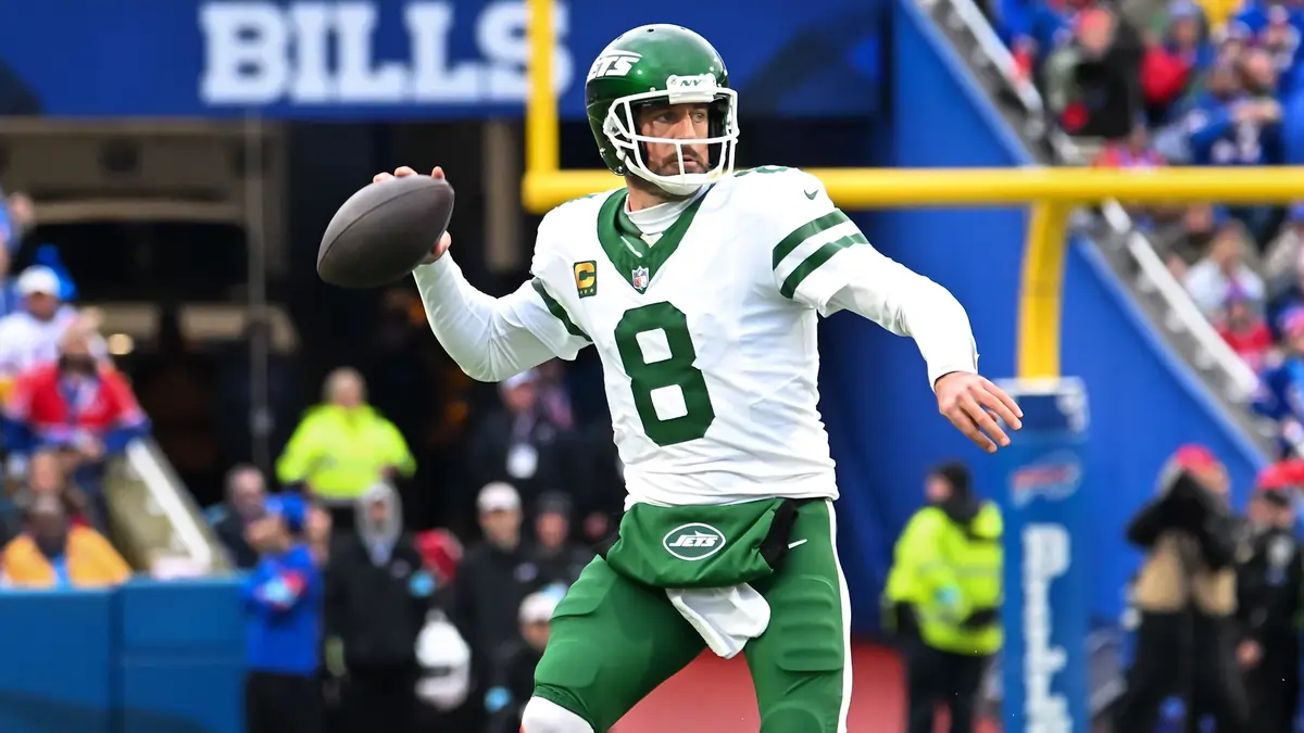 Jets’ Aaron Rodgers Could Take $140 Million Star to Giants