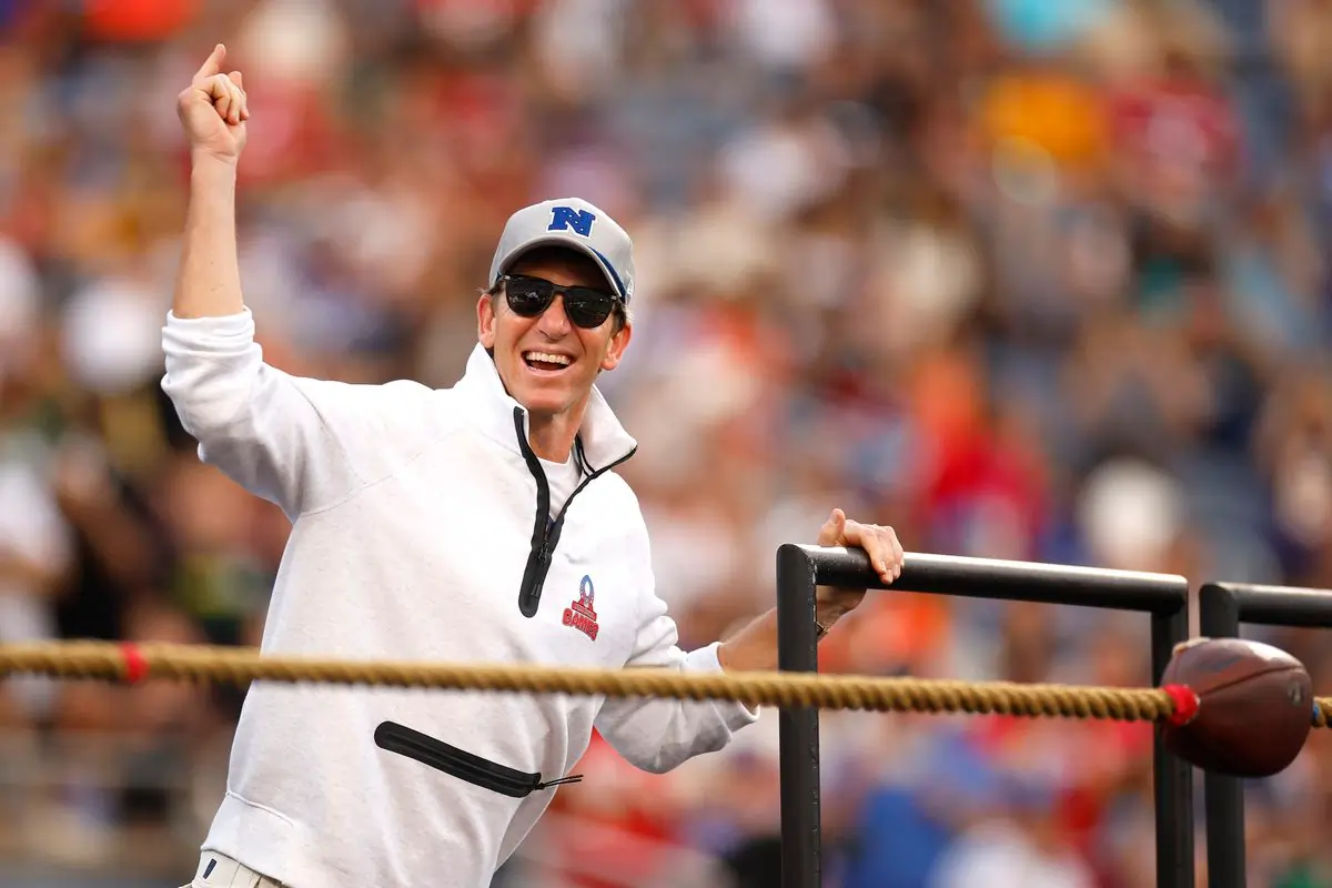 Eli Manning Eyes Minority Ownership Stake in New York Giants